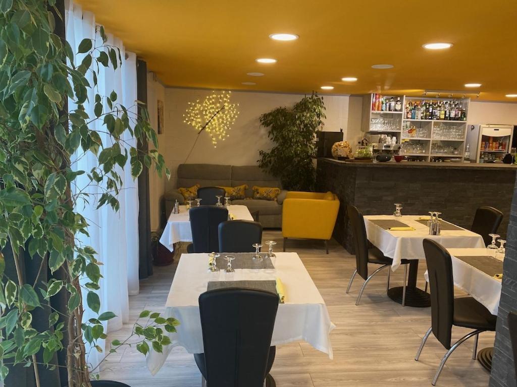 Logis Hotel La Chaumiere Marseillan  Bagian luar foto