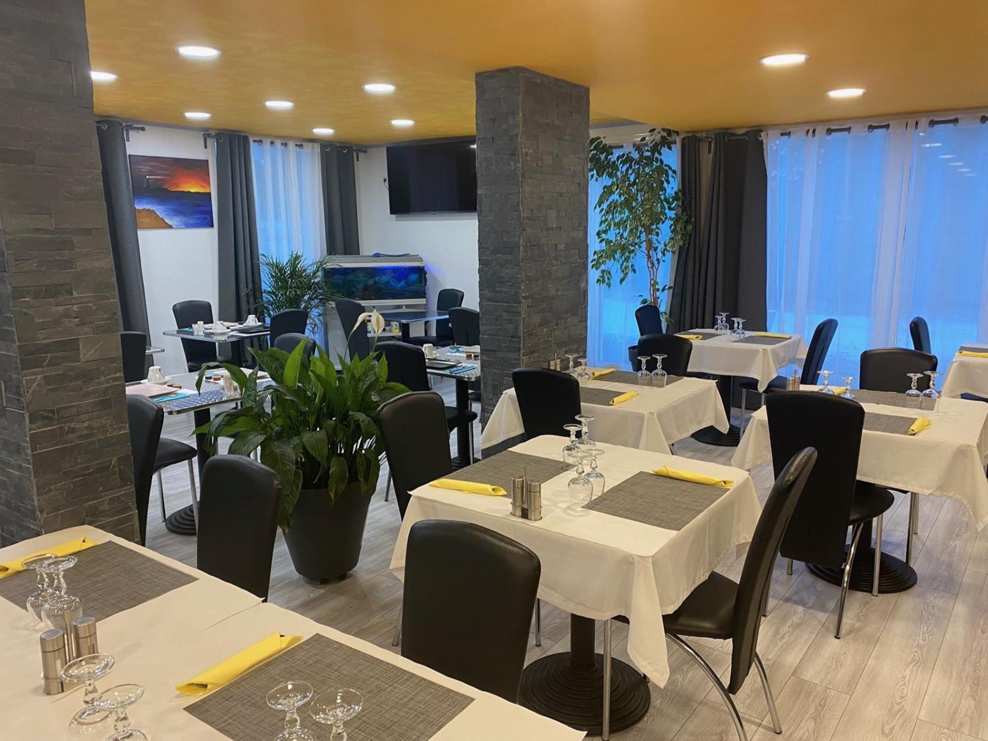 Logis Hotel La Chaumiere Marseillan  Bagian luar foto